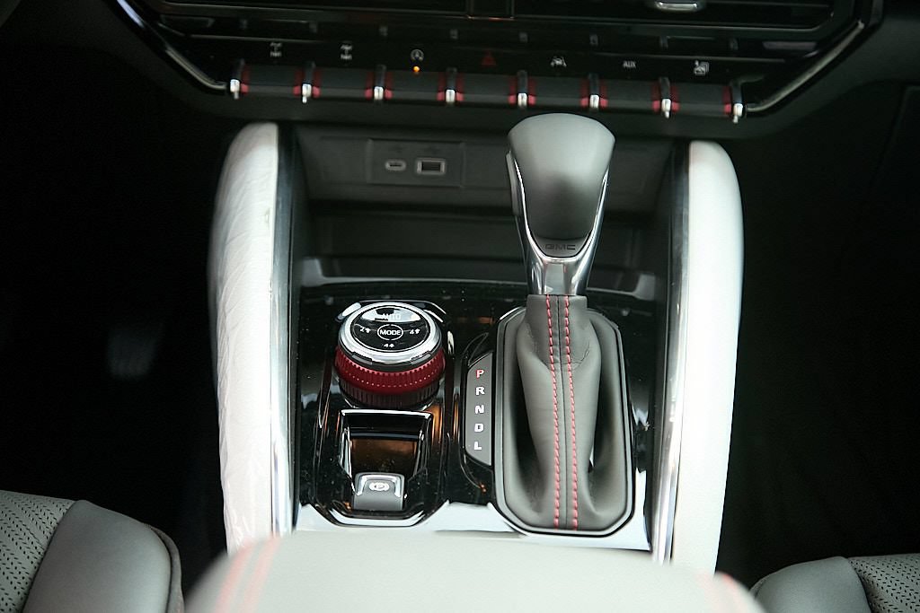 New 2026 GMC Canyon AT4X AWD/4WD image 45