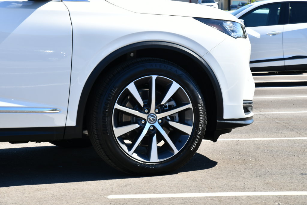 Certified 2026 Acura MDX w/ Technology Package AWD/4WD image 14