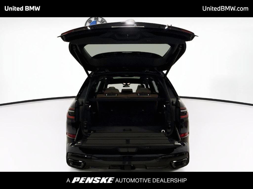 New 2027 BMW X7 xDrive40i w/ M Sport Package AWD/4WD image 15