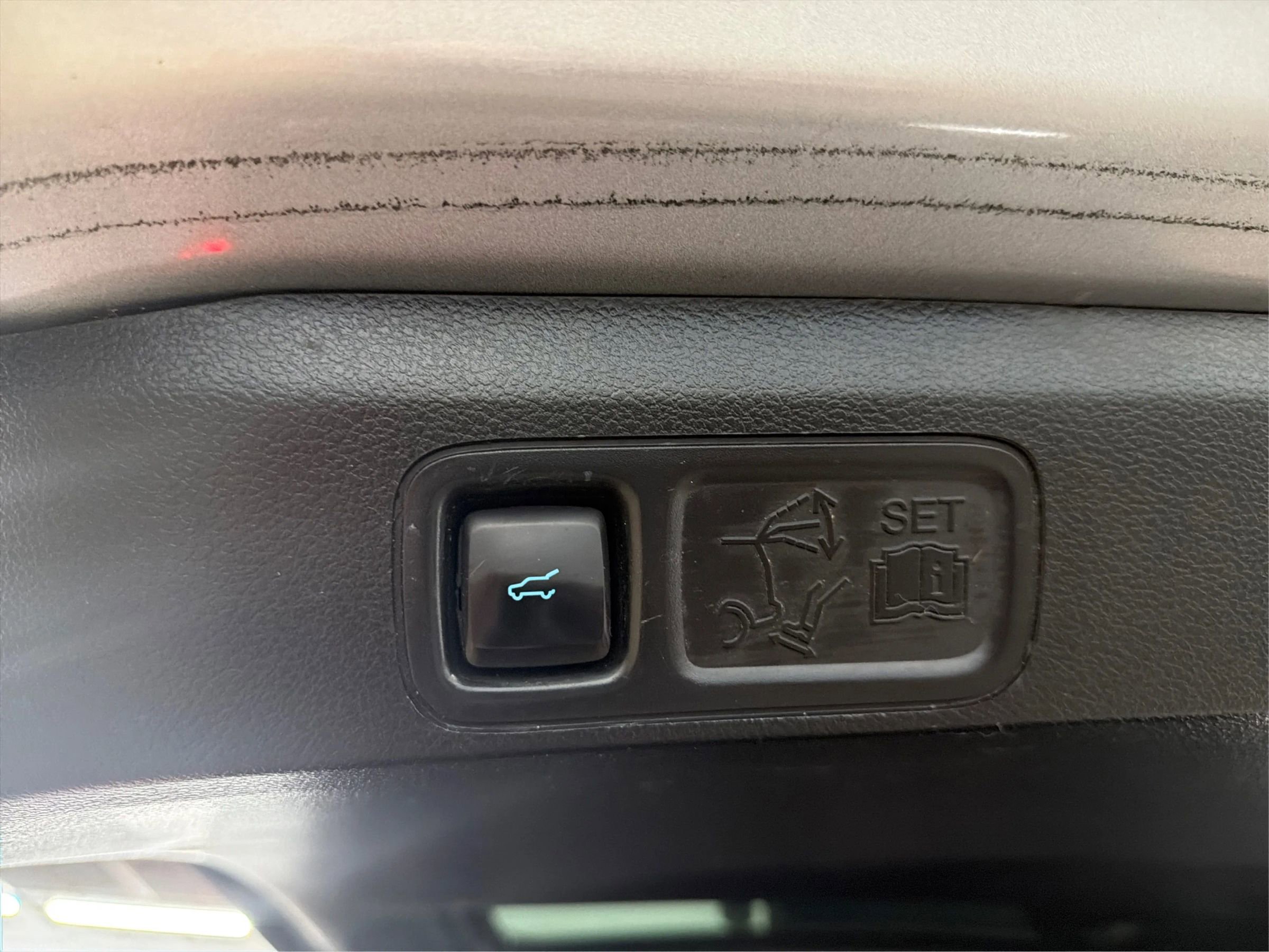 Used 2020 Ford Expedition Max XLT w/ Equipment Group 202A image 20