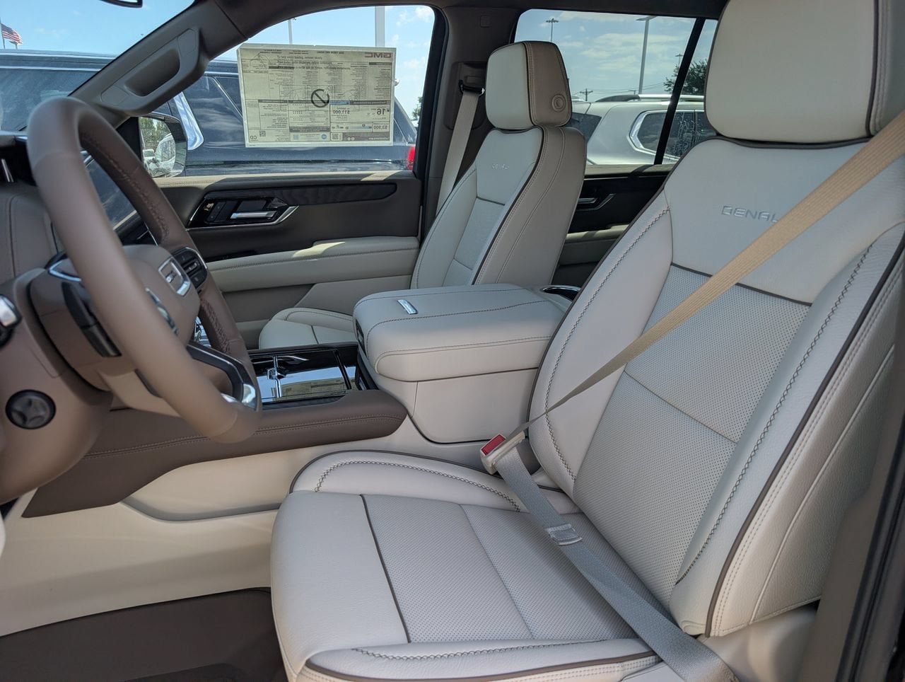 New 2026 GMC Yukon Denali AWD/4WD image 18