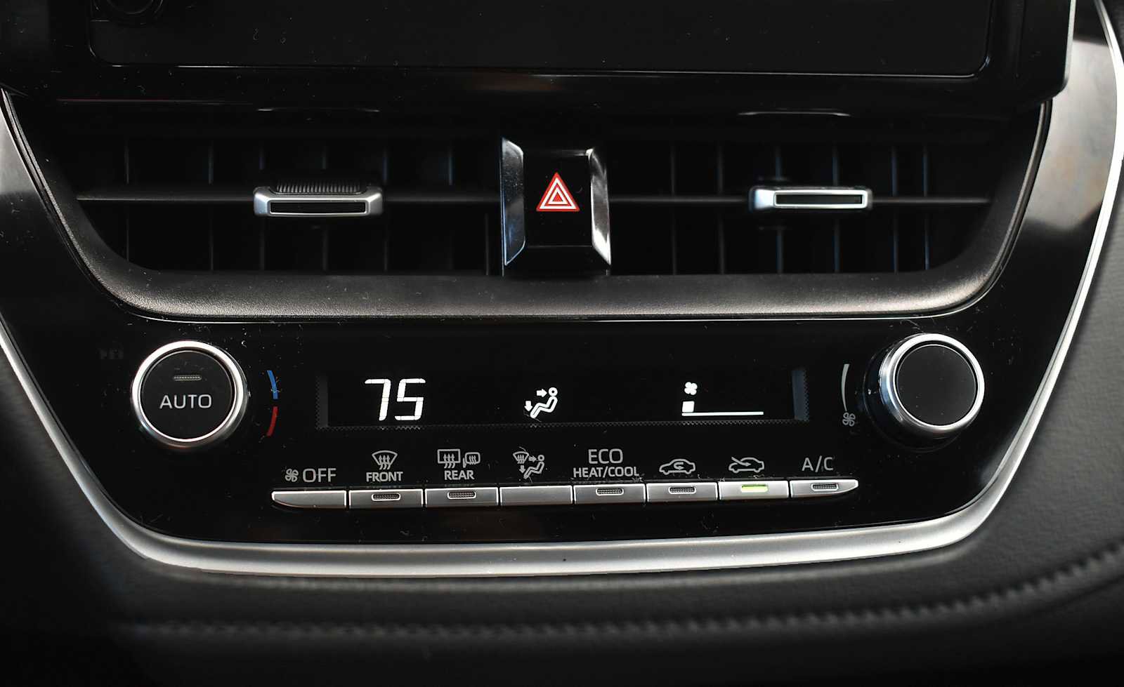 Used 2023 Toyota Corolla XSE image 20