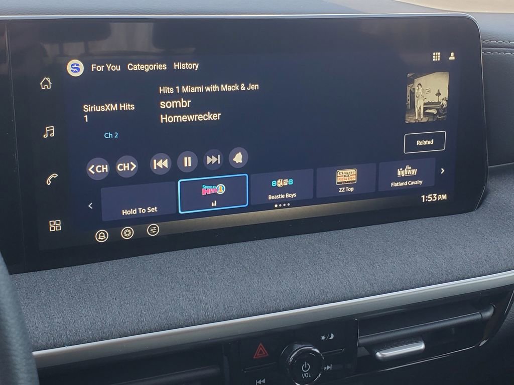 New 2026 Nissan Kicks SV AWD/4WD image 19