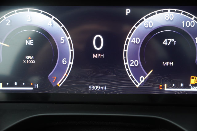 Certified 2024 Jeep Grand Cherokee Limited w/ Luxury Tech Group II AWD/4WD image 40