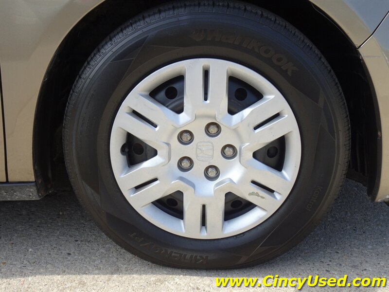 Used 2012 Honda Odyssey LX image 32