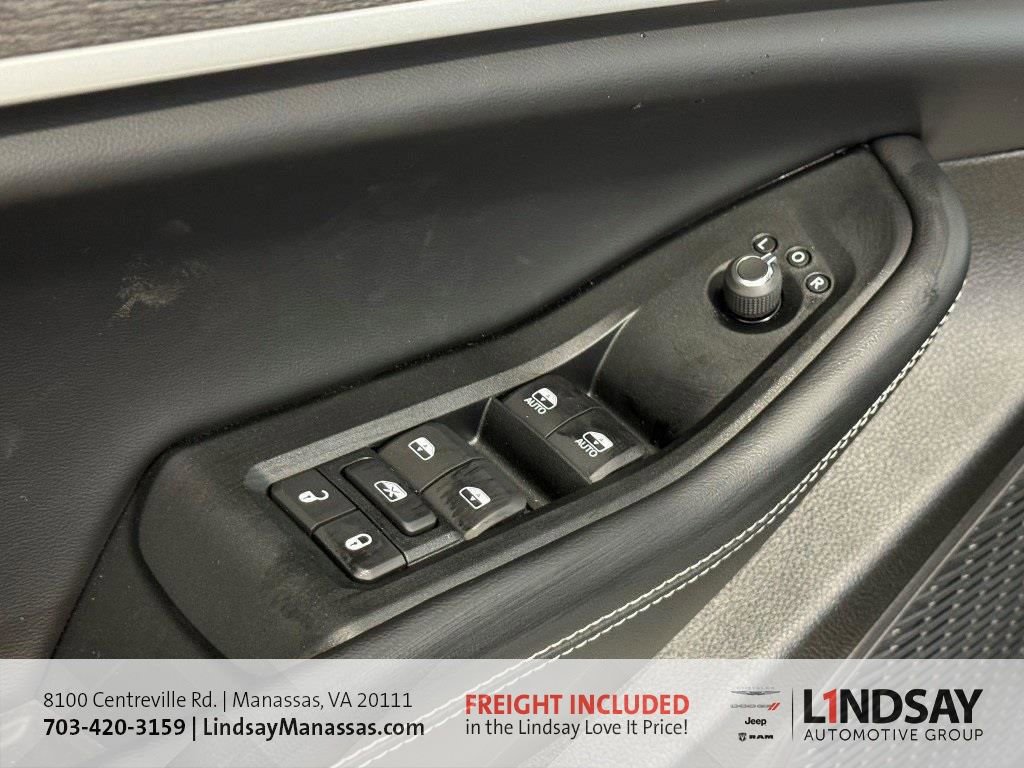 New 2025 Jeep Grand Cherokee Limited w/ Luxury Tech Group II image 28