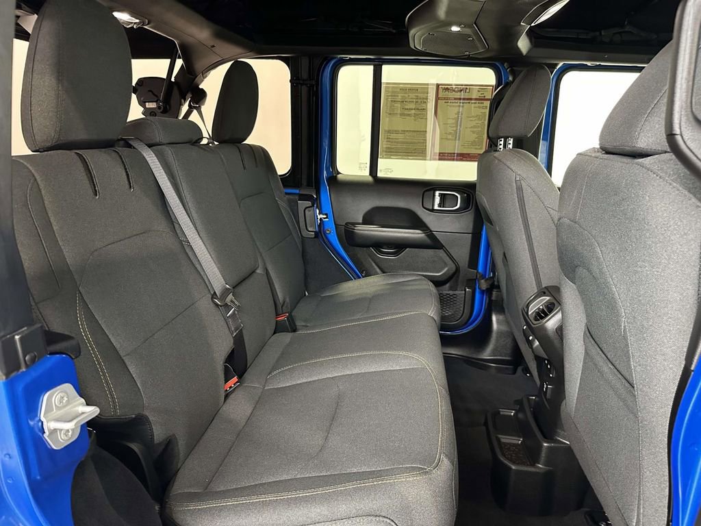 Used 2024 Jeep Wrangler Unlimited Sahara w/ Safety Group image 14