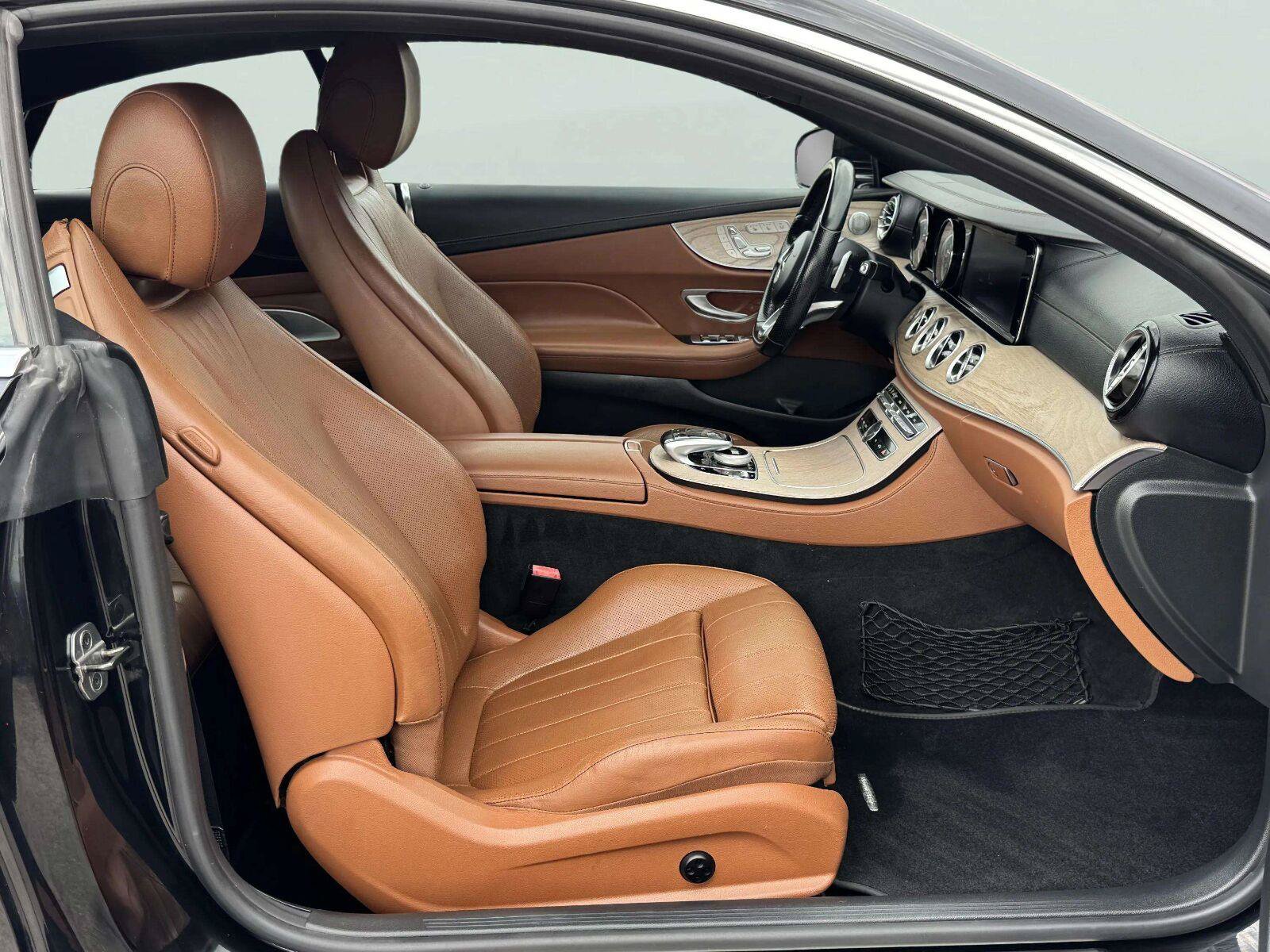 Used 2018 Mercedes-Benz E 400 Coupe image 29
