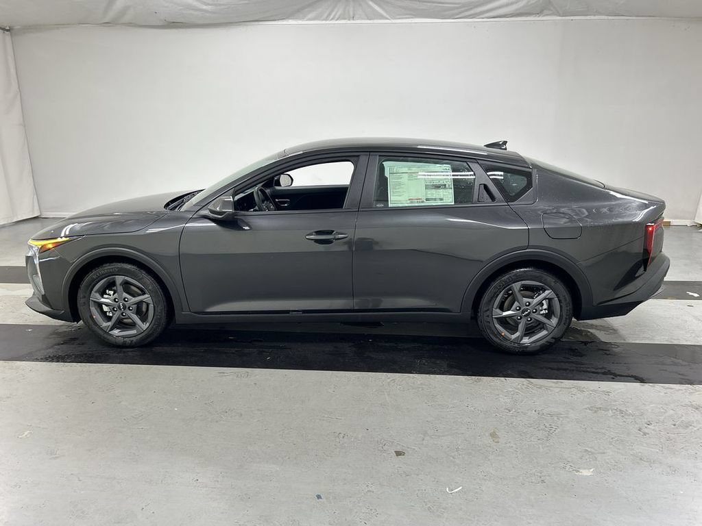 New 2026 Kia K4 FWD image 5