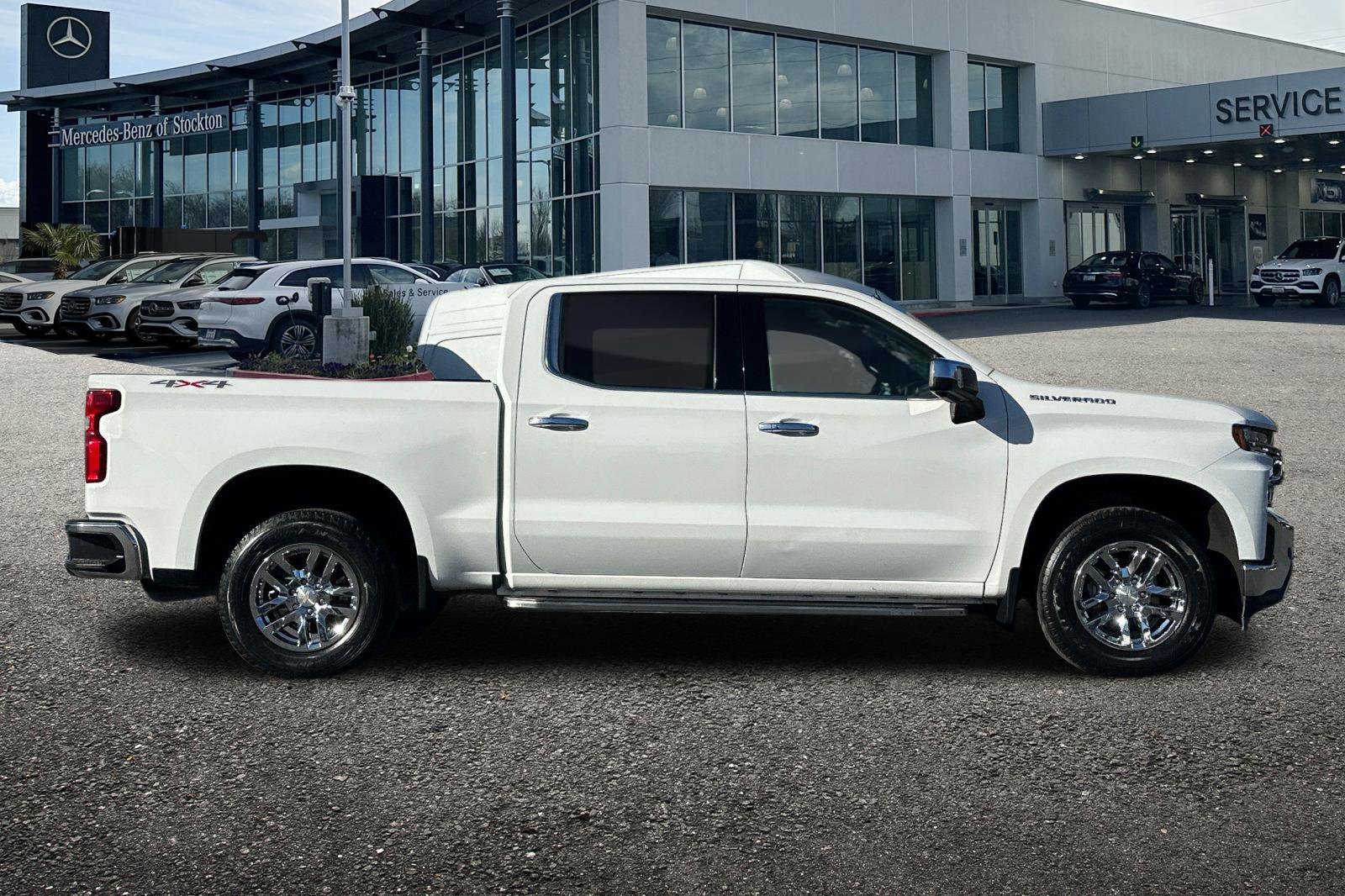 Used 2021 Chevrolet Silverado 1500 LTZ w/ LTZ Convenience Package II image 3