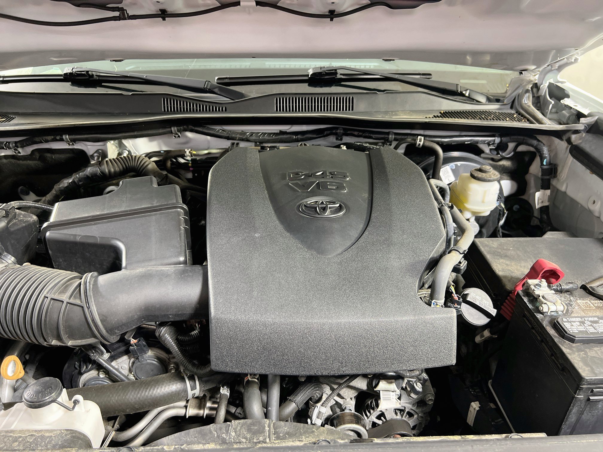 Used 2022 Toyota Tacoma TRD Sport AWD/4WD image 28