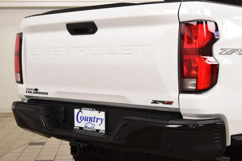 New 2026 Chevrolet Colorado ZR2 w/ Technology Package AWD/4WD image 24