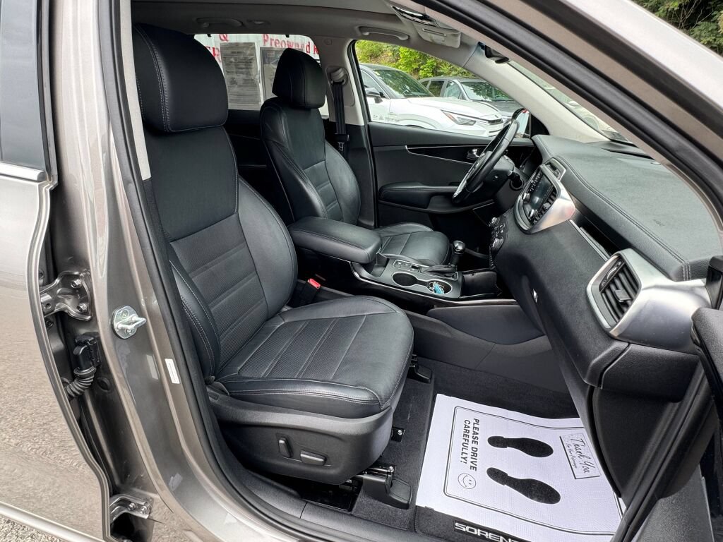 Used 2017 Kia Sorento SX AWD/4WD image 23