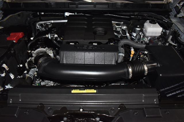 Used 2024 Nissan Frontier PRO-4X w/ Technology Package AWD/4WD image 17