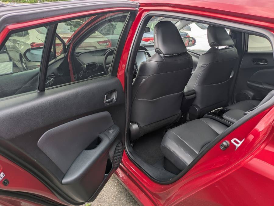 Used 2018 Toyota Prius Prime Premium w/ Carpet Mat Package FWD image 16