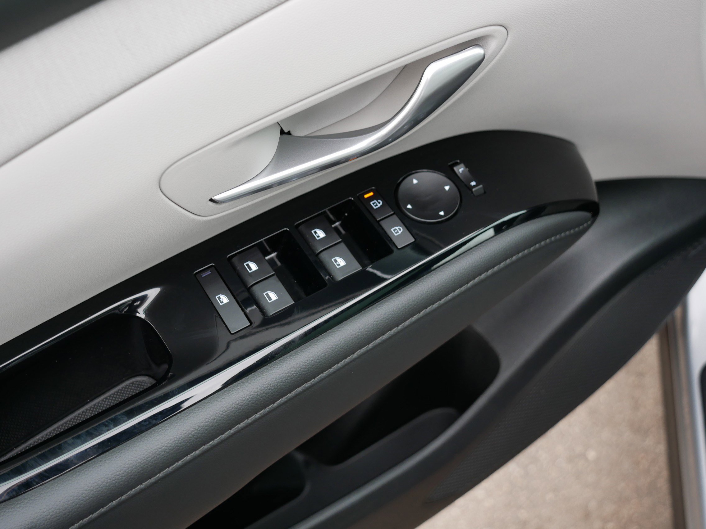 Certified 2025 Hyundai Tucson Limited image 19