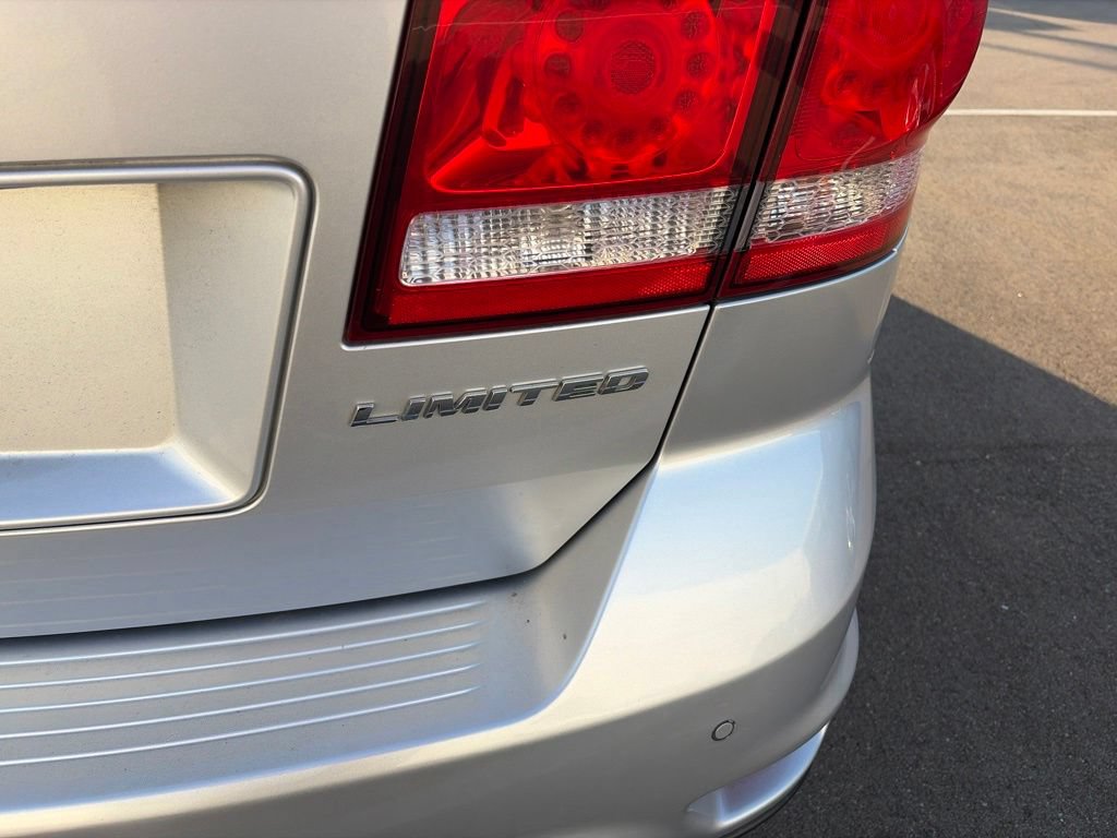Used 2014 Dodge Journey Limited w/ Driver Convenience Group FWD image 9