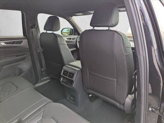 New 2026 Volkswagen Atlas Cross Sport SE FWD image 28