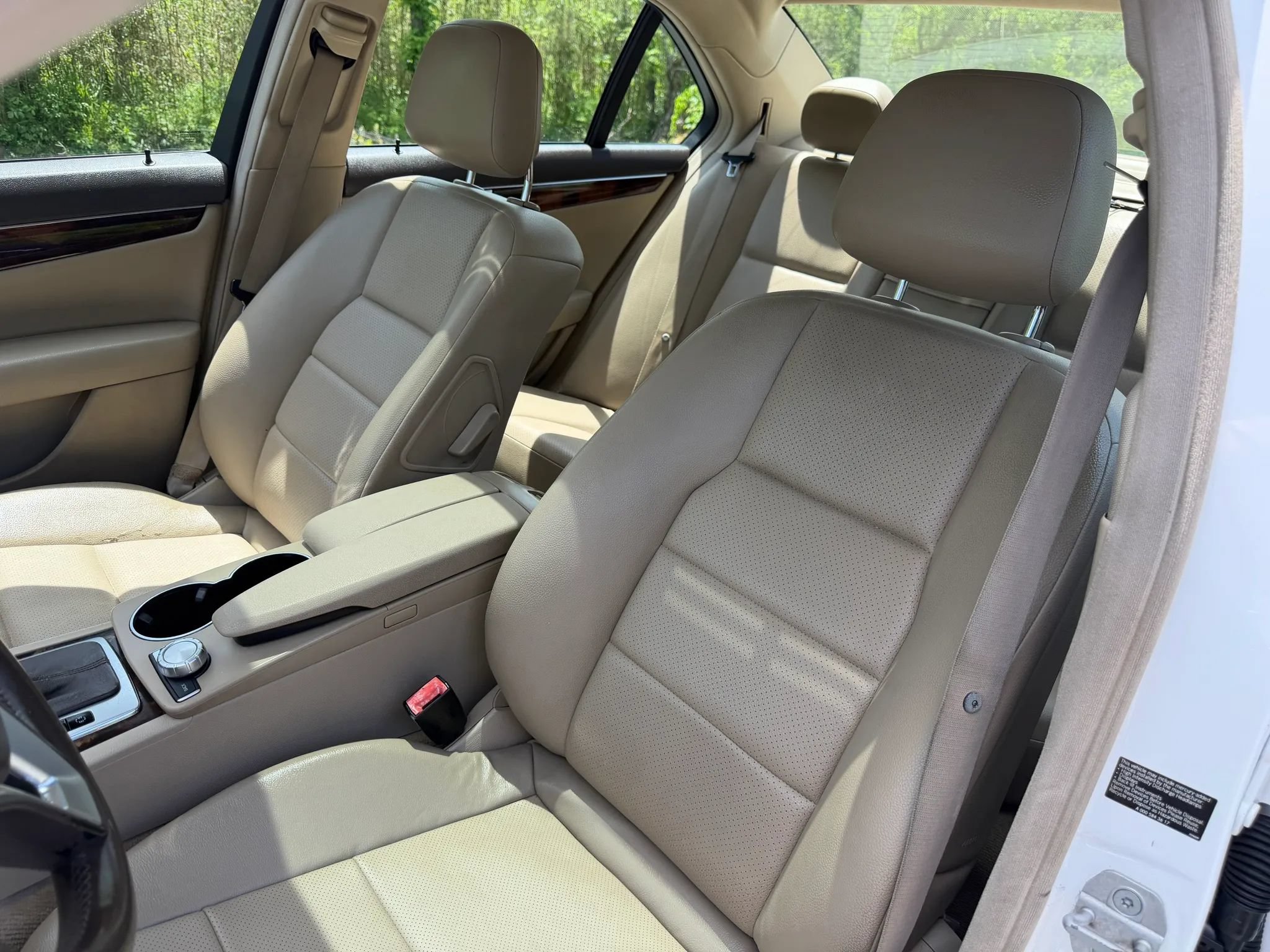 Used 2013 Mercedes-Benz C 250 Sedan image 19