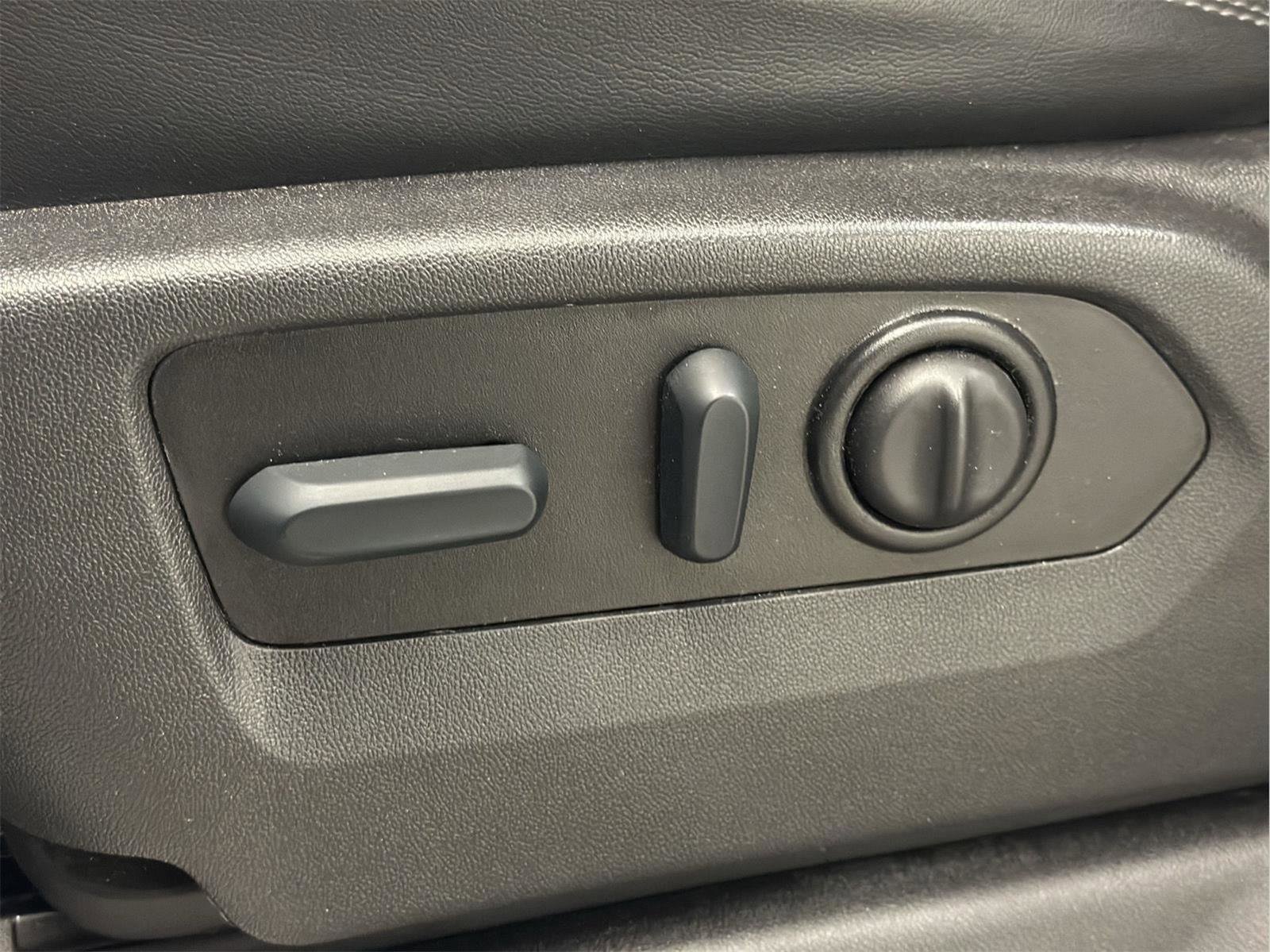 Certified 2022 Chevrolet Silverado 2500 High Country w/ Z71 Off-Road Package image 37