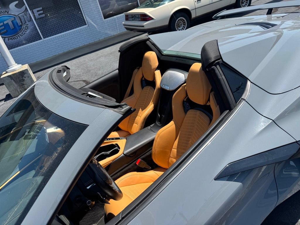 Certified 2025 Chevrolet Corvette Stingray Preferred Conv w/ Z51 Performance Package RWD image 17