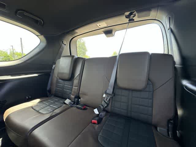 Used 2020 Nissan Armada Platinum w/ Platinum Reserve Package AWD/4WD image 23