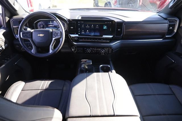 Used 2023 Chevrolet Silverado 1500 High Country w/ High Country Premium Package AWD/4WD image 24