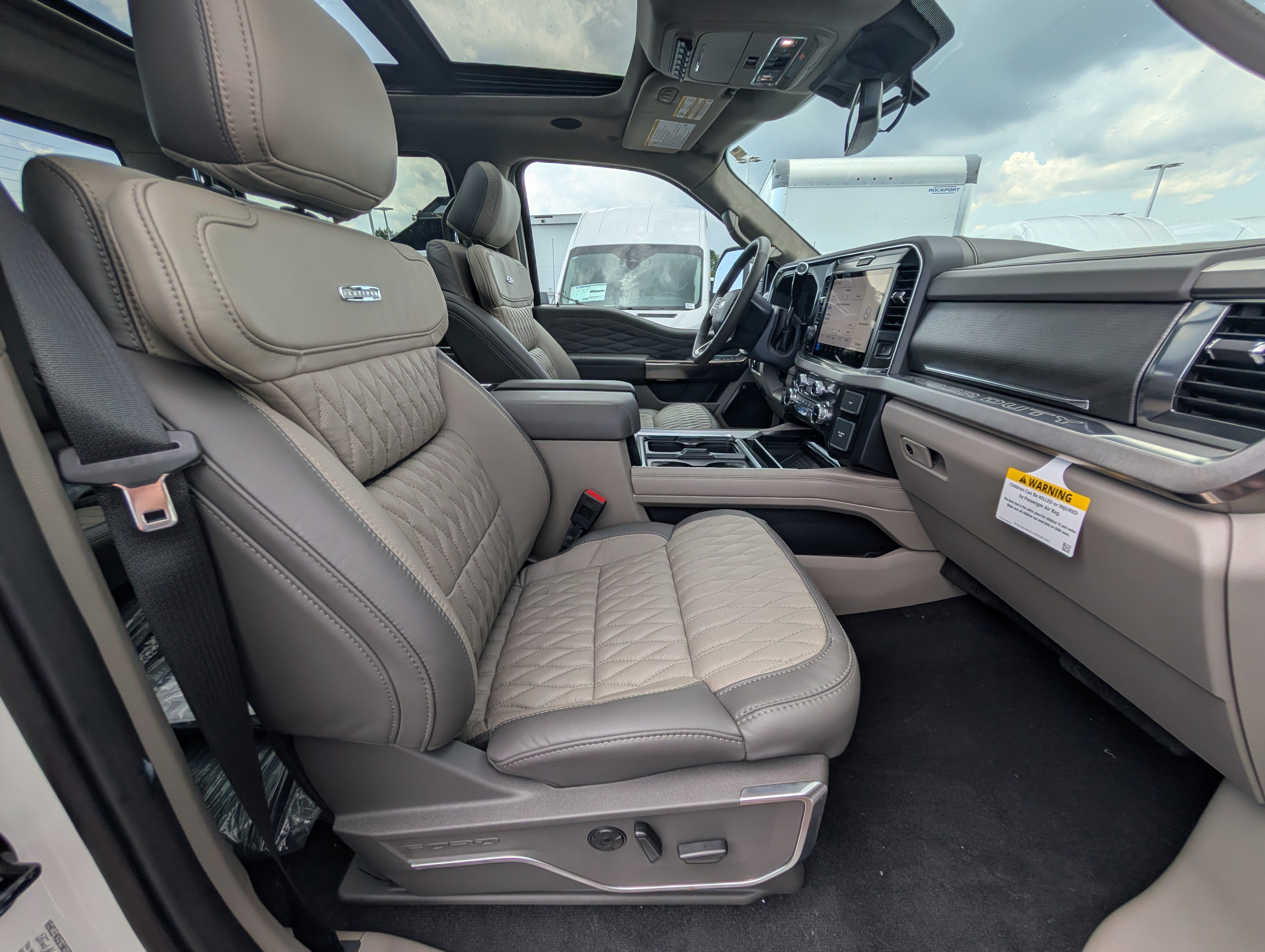 New 2026 Ford F350 Platinum w/ Platinum Plus Package AWD/4WD image 6