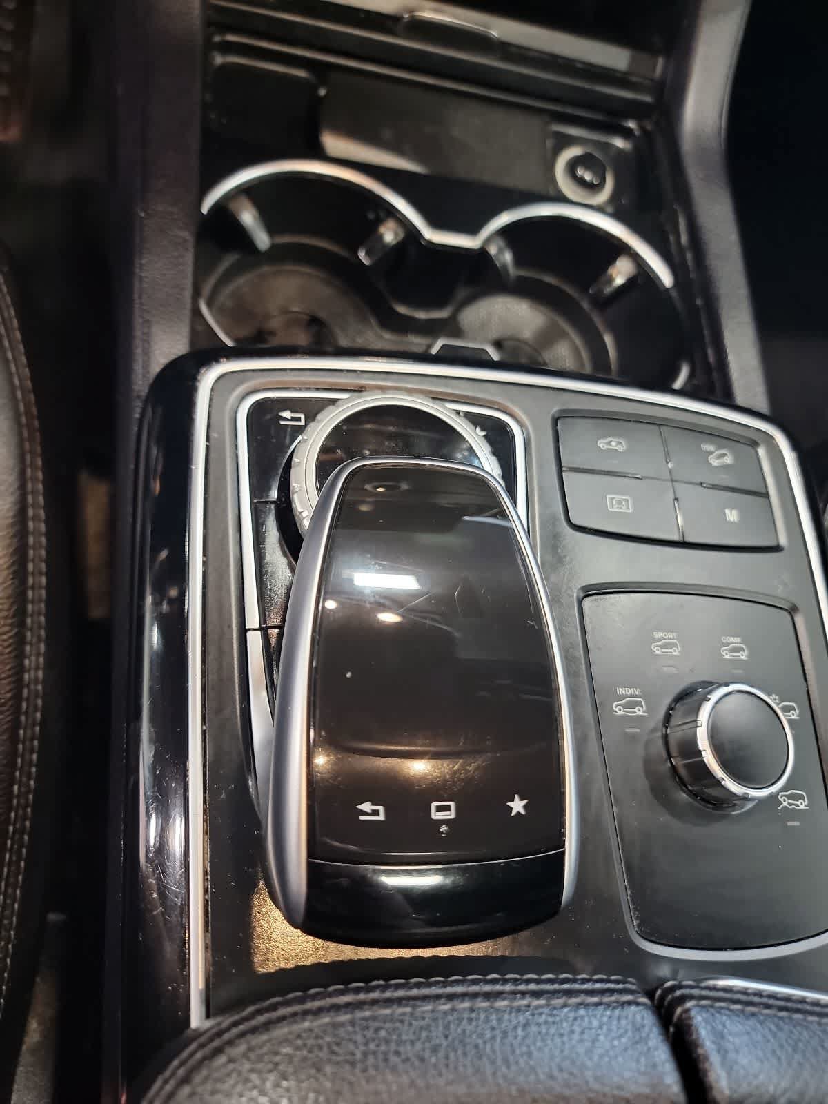 Used 2017 Mercedes-Benz GLS 450 4MATIC image 26