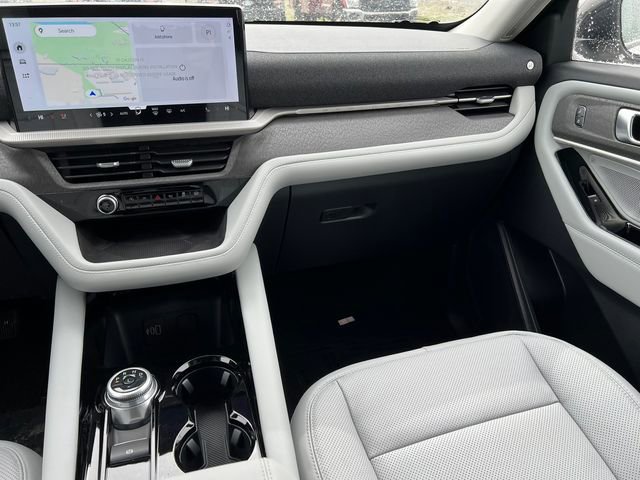 New 2026 Ford Explorer Platinum w/ LUX Leather Package image 34