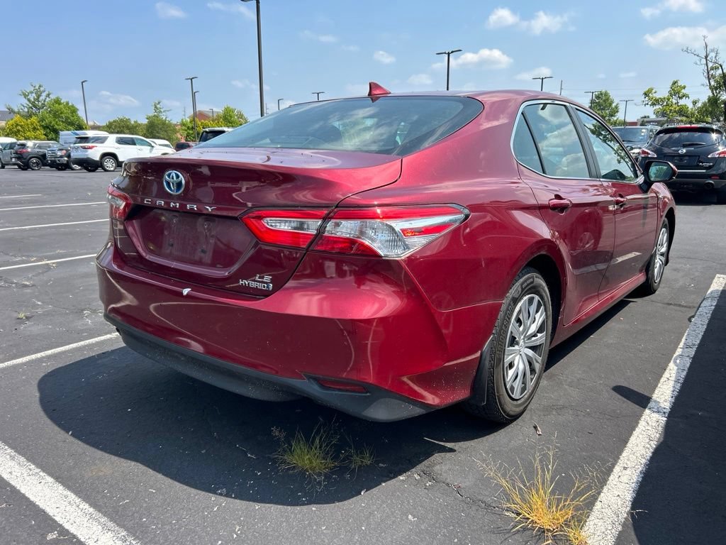 Used 2019 Toyota Camry LE FWD image 3