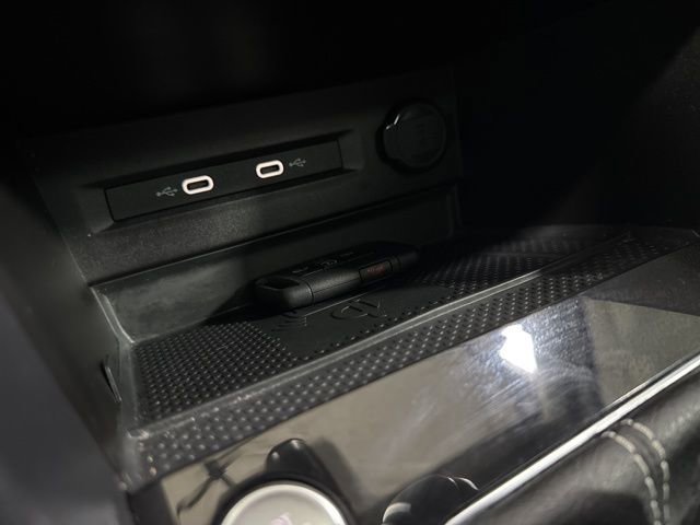 Used 2023 Volkswagen Taos SE w/ Panoramic Sunroof Package image 22