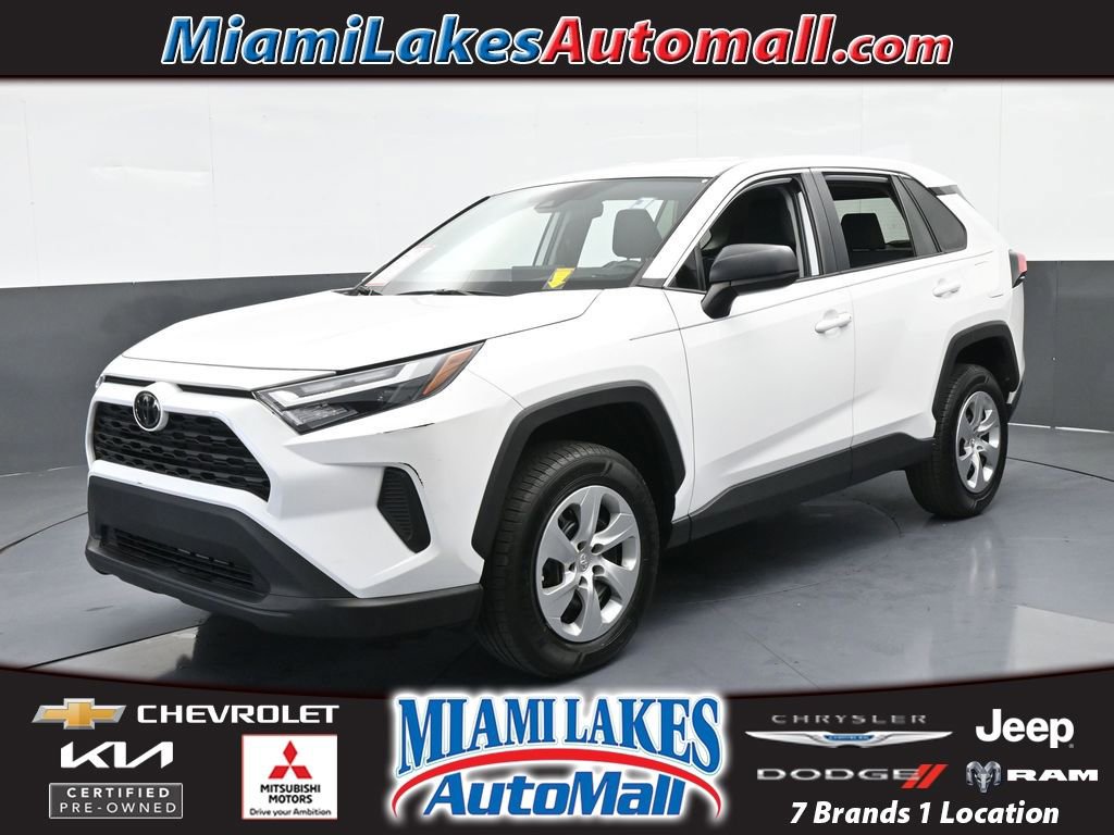 Used 2023 Toyota RAV4 LE image 1