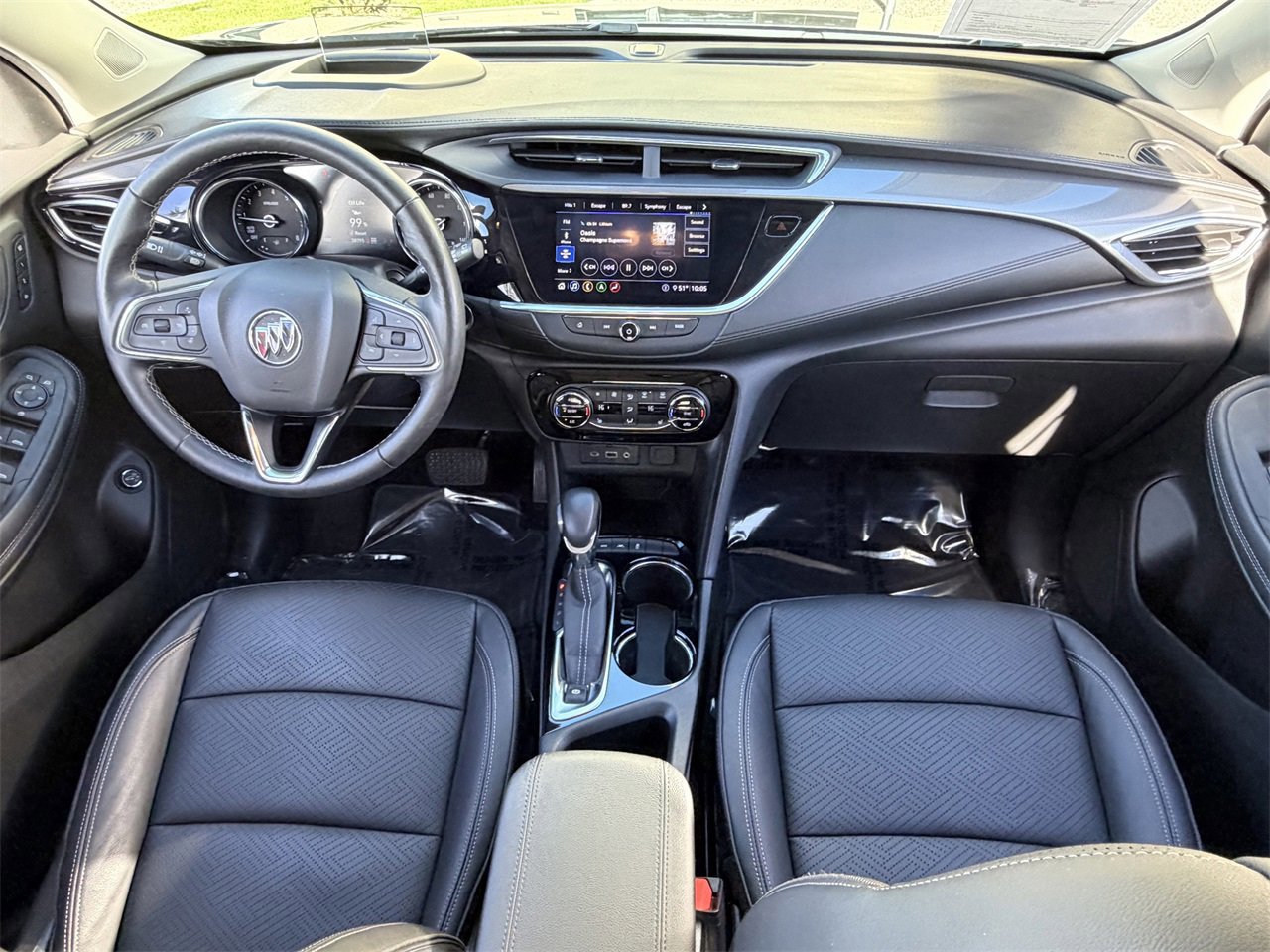 Used 2020 Buick Encore GX Essence w/ Experience Buick Package image 15