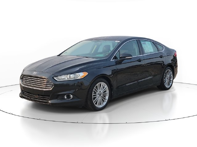 Used 2013 Ford Fusion SE FWD image 2