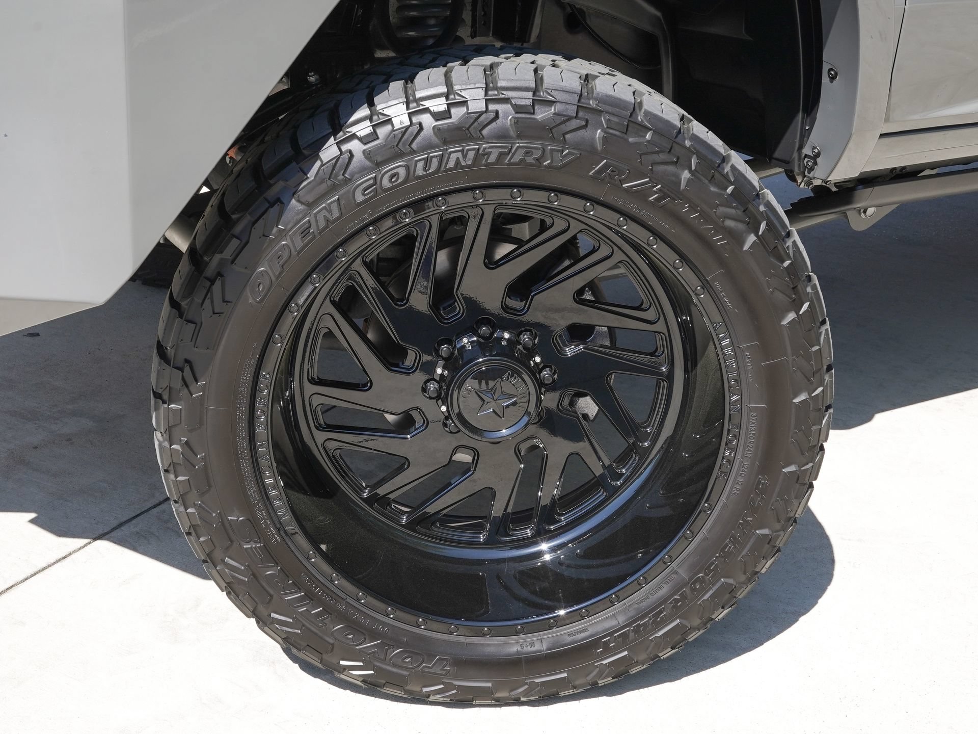 Used 2026 RAM 3500 Limited AWD/4WD image 30