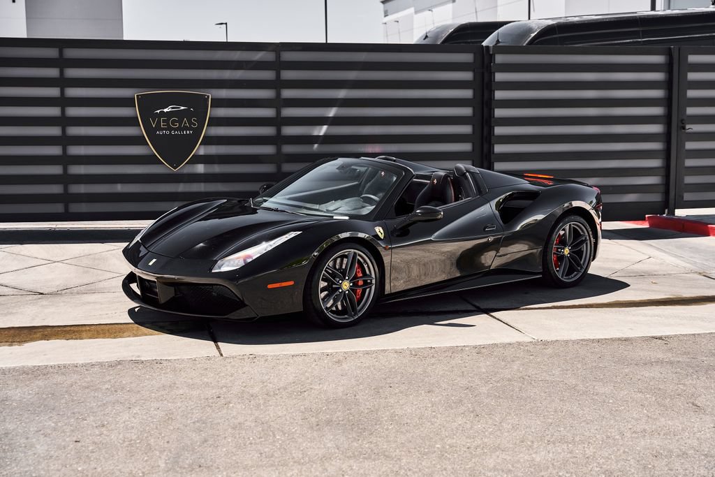 Used 2018 Ferrari 488 Spider RWD image 5