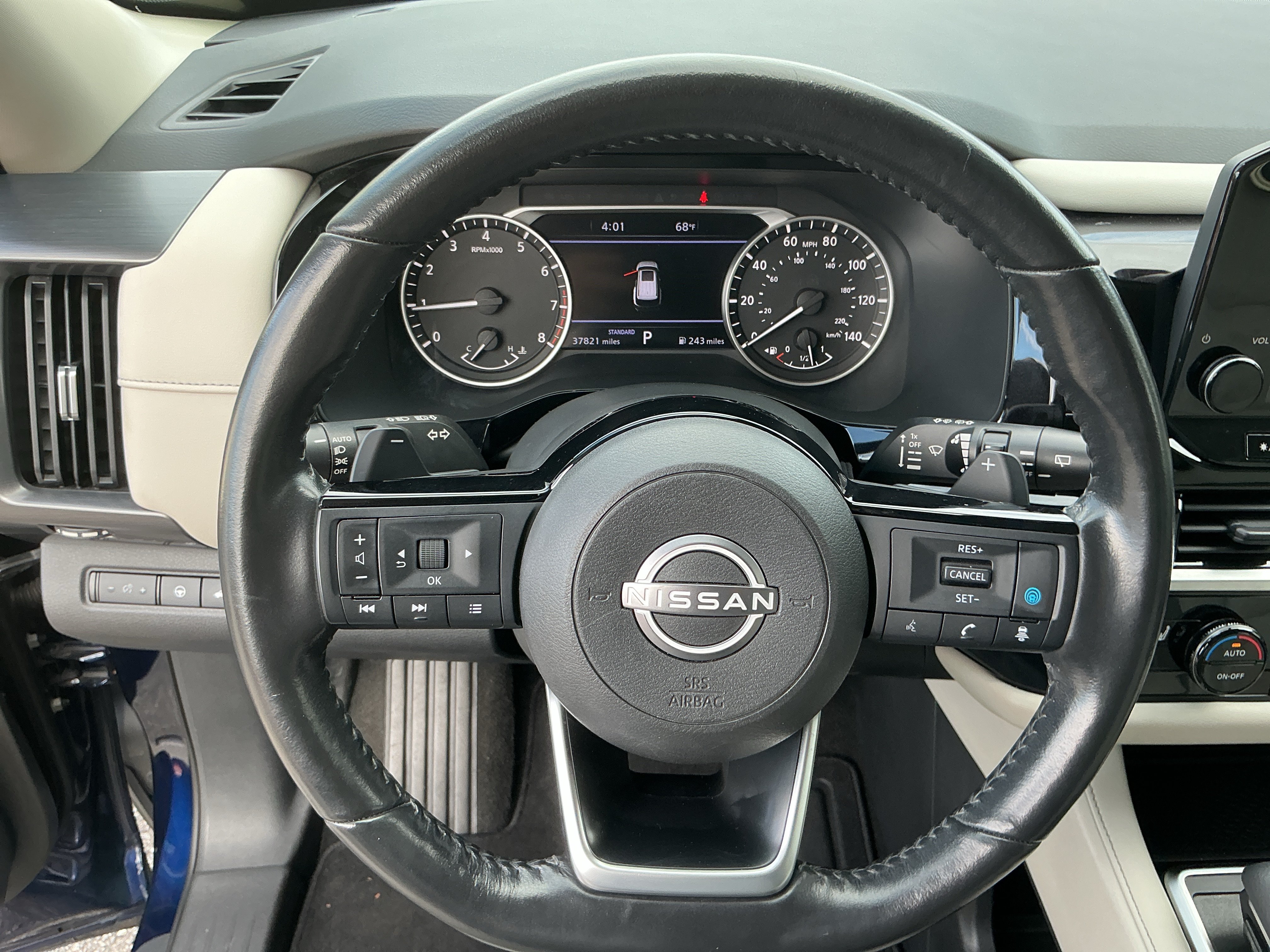 Certified 2022 Nissan Pathfinder SL FWD image 14