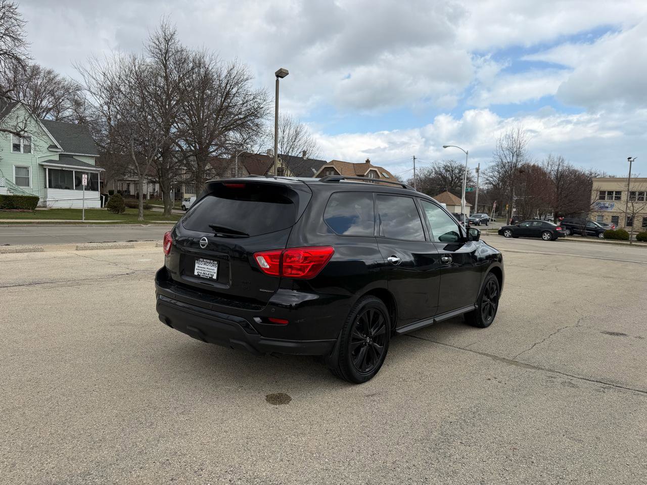 Used 2018 Nissan Pathfinder SL w/ Midnight Edition Package image 7