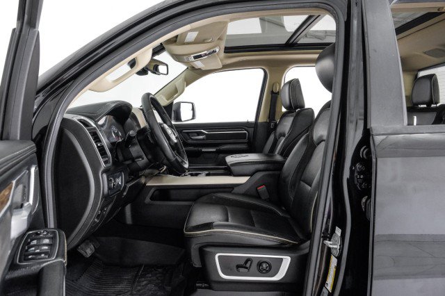 Used 2019 RAM 1500 Laramie AWD/4WD image 12