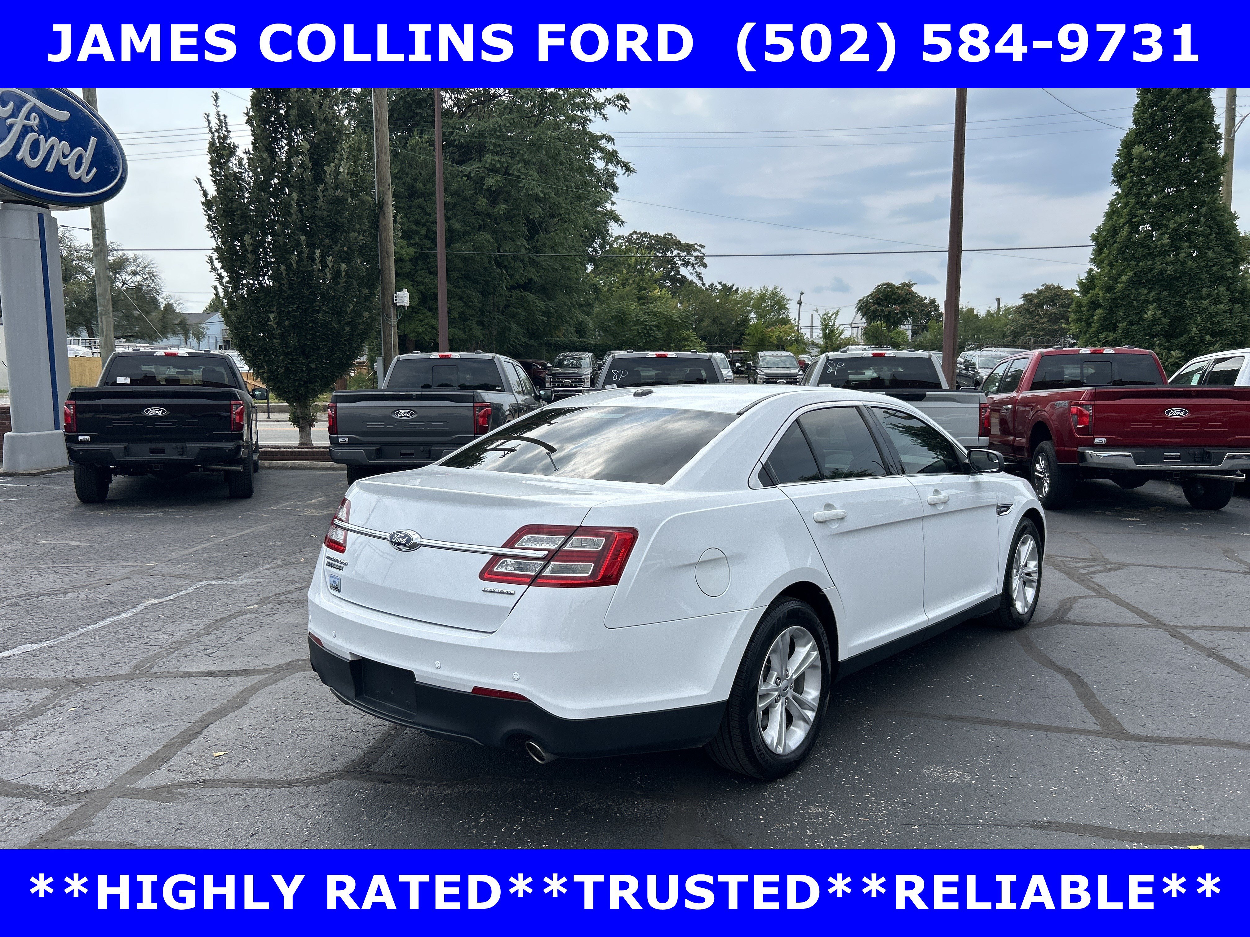 Used 2017 Ford Taurus SE FWD image 6
