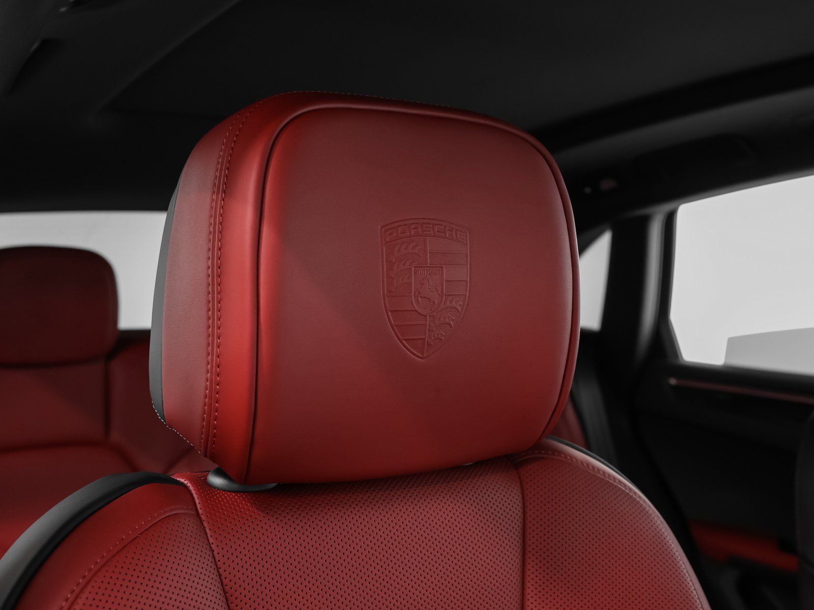 New 2026 Porsche Macan image 23