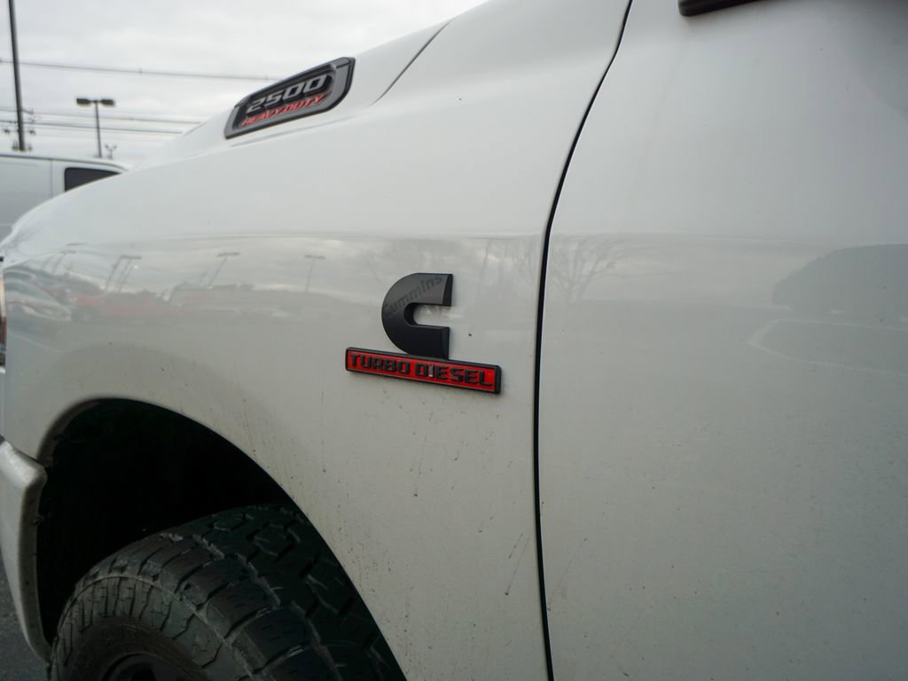 Used 2022 RAM 2500 Big Horn w/ Night Edition image 3