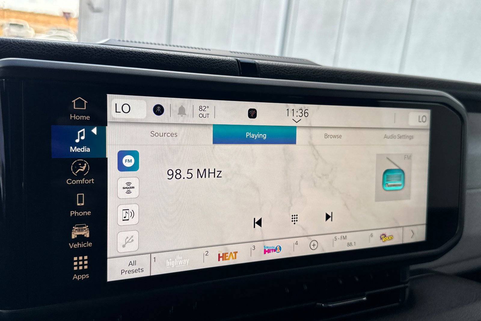 New 2025 Jeep Gladiator Willys image 17