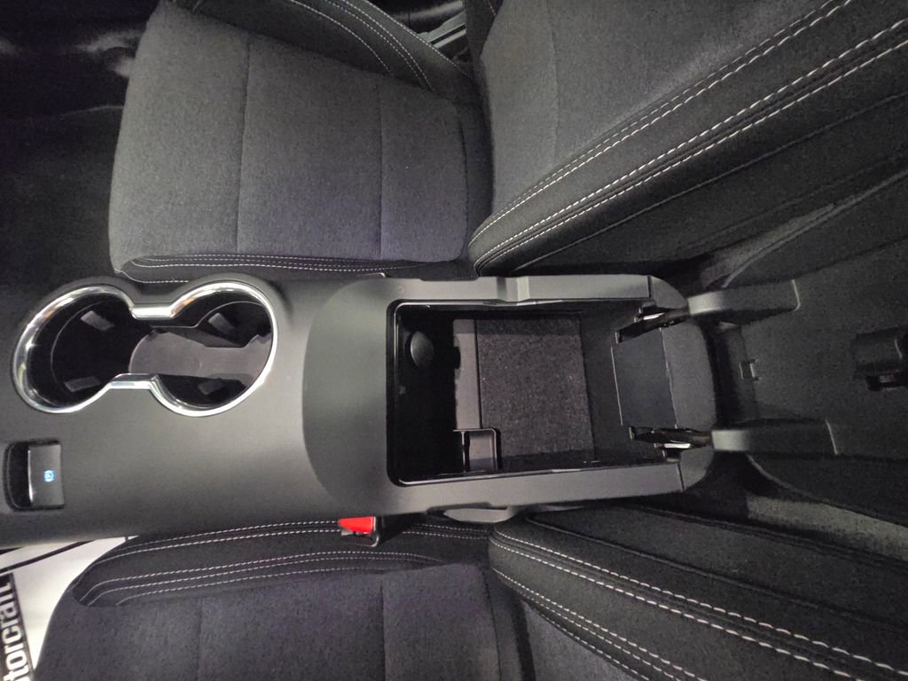 Used 2025 Ford Mustang EcoBoost image 20