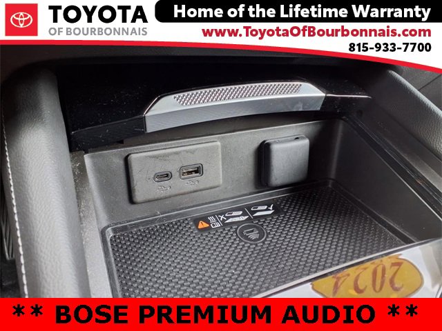 Used 2024 Buick Envision Preferred image 23