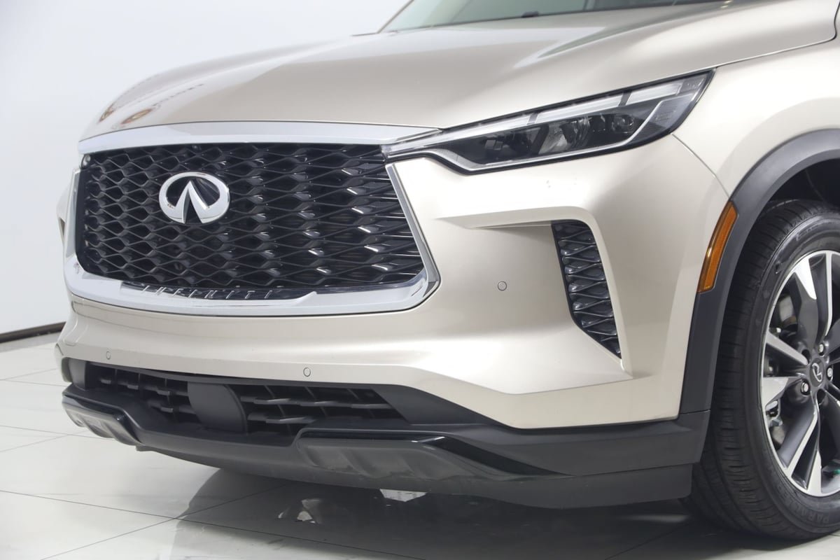 Used 2023 INFINITI QX60 Luxe w/ Cargo Package AWD/4WD image 51