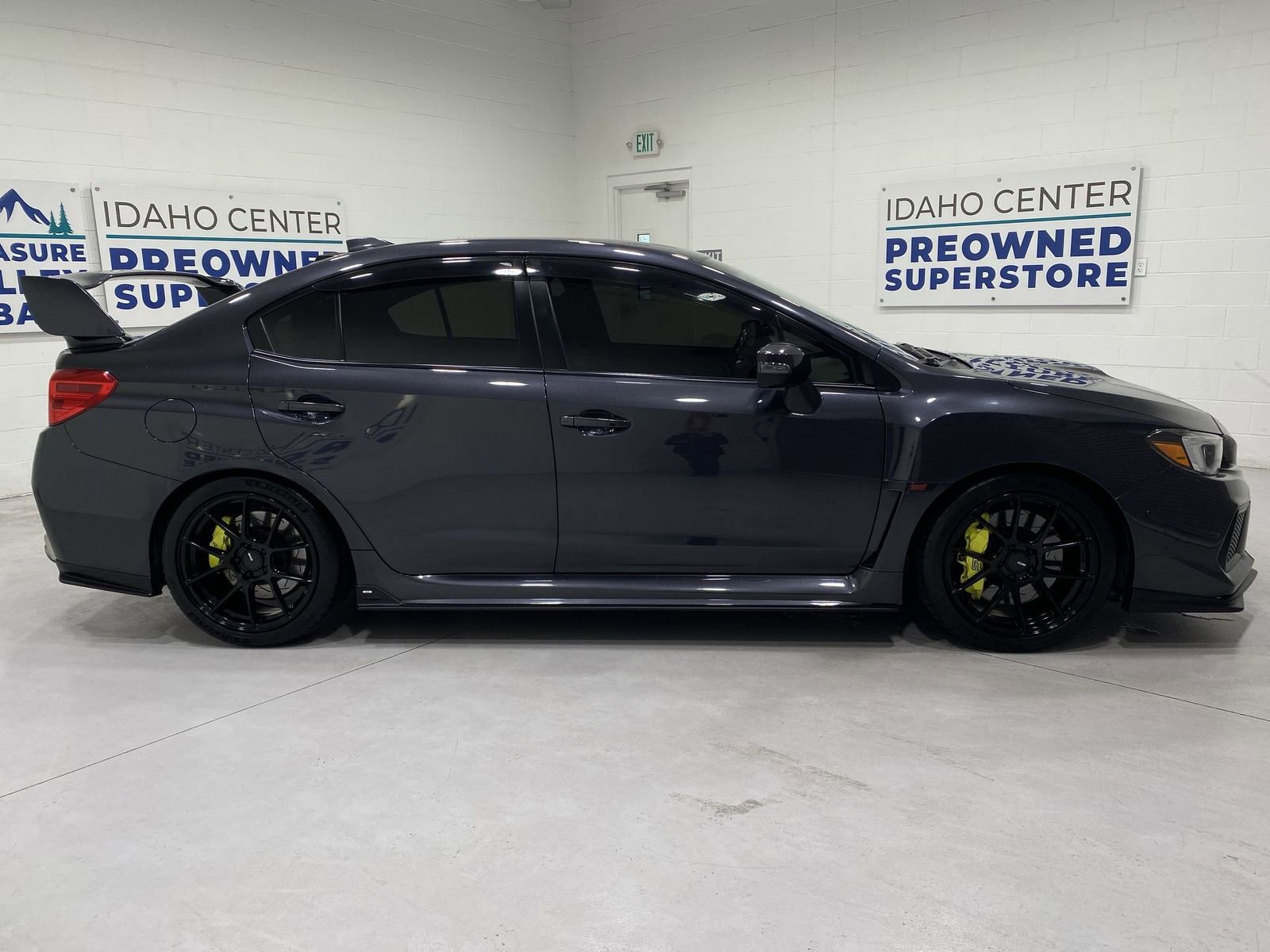 Used 2018 Subaru WRX STI AWD/4WD image 9