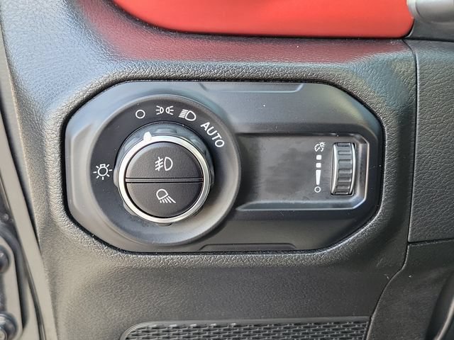 Used 2023 Jeep Gladiator Rubicon w/ LED Lighting Group AWD/4WD image 22