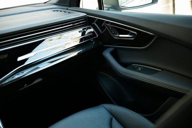 Certified 2025 Audi Q7 2.0T Premium Plus w/ Premium Plus Package image 31